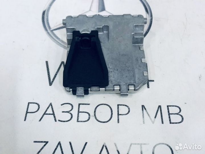 Камера Mercedes W212