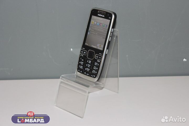 Nokia E52