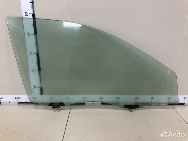 Стекло двери передней правой Toyota Corolla E120 2