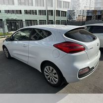 Kia Ceed 1.6 AT, 2014, 106 000 км, с пробегом, цена 1 190 000 руб.