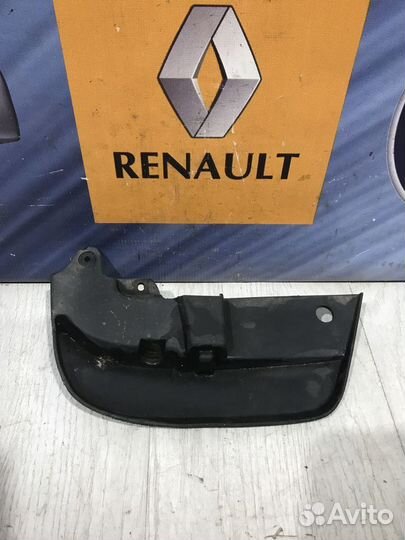 Брызговик передний Renault sandero stepway 2 Прав