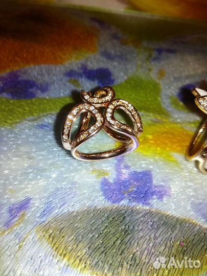 Брошь для шарфа