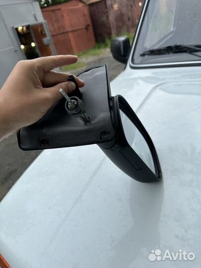 Продам зеркала заднего вида Нива 21214