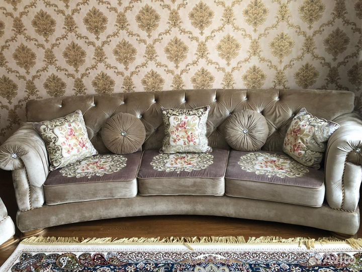 Диван отлчиный