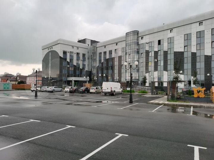 Торговая площадь, 64 м²