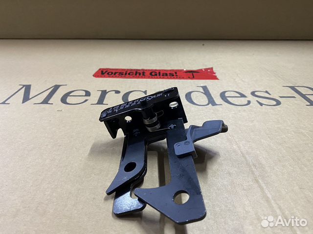 Замок капота Mercedes W205 W218 W238 W257