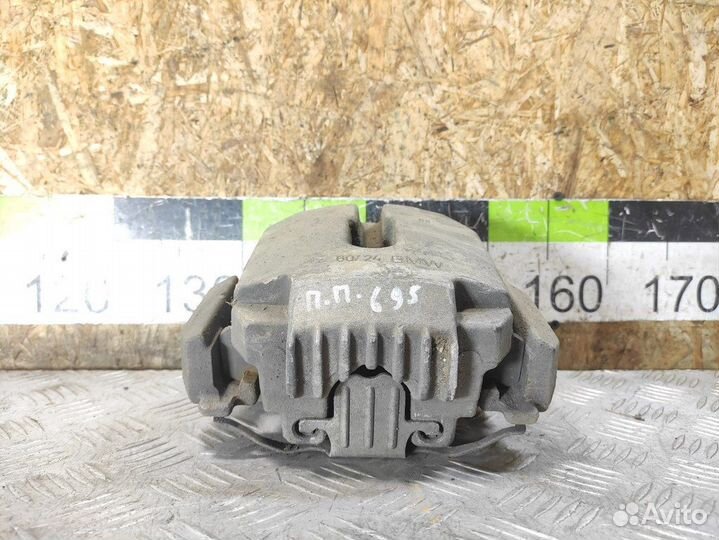 Суппорт передний правый Bmw 5 e60 2003-2009