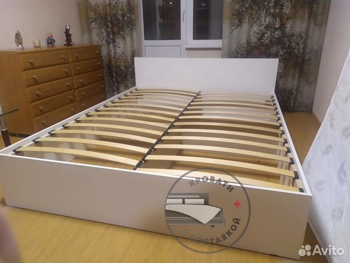 Кровать двухспальная