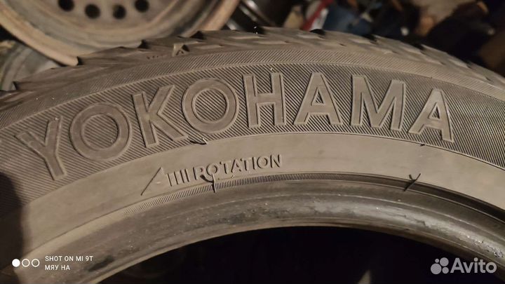 Yokohama IceGuard Stud IG65 245/50 R18 104T