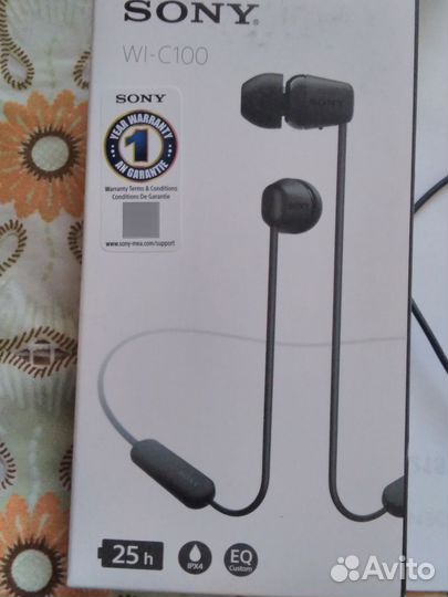 Без проводные наушники sony WI-C 100