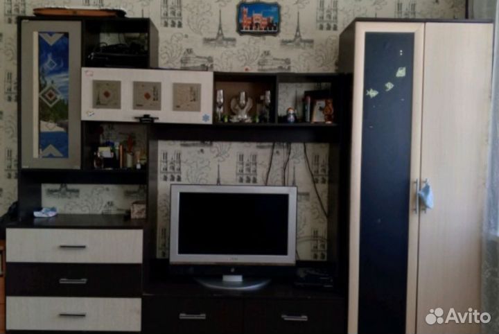 Стенка в гостиную