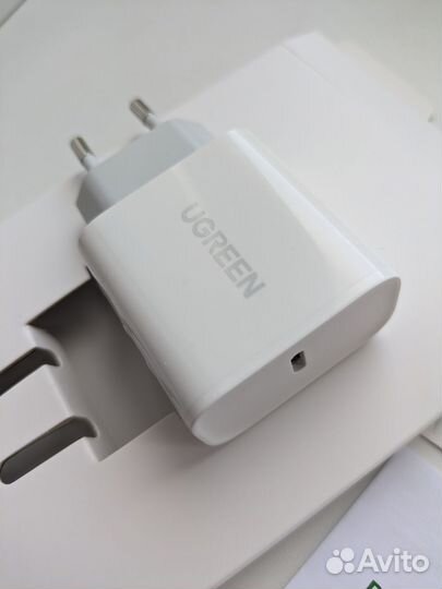 Зарядное устройство для смартфона