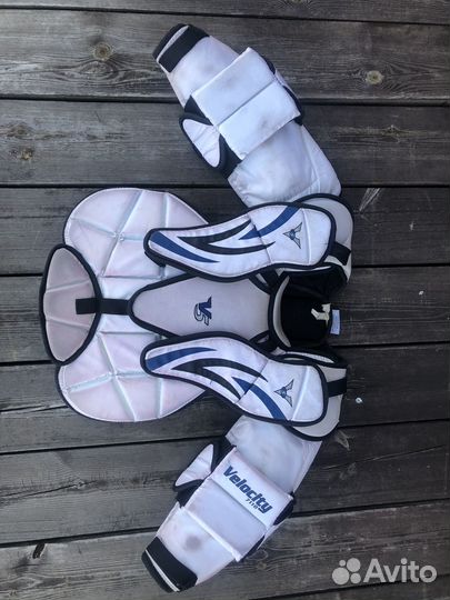 Вратарский нагрудник vaughn