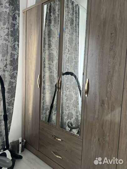 Спальный гарнитур бу