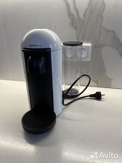 Кофемашина nespresso vertuo plus