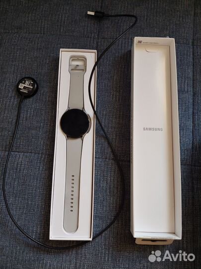 Смарт часы samsung galaxy watch 4