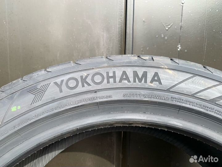 Yokohama Advan Sport V107 235/55 R19 105Y