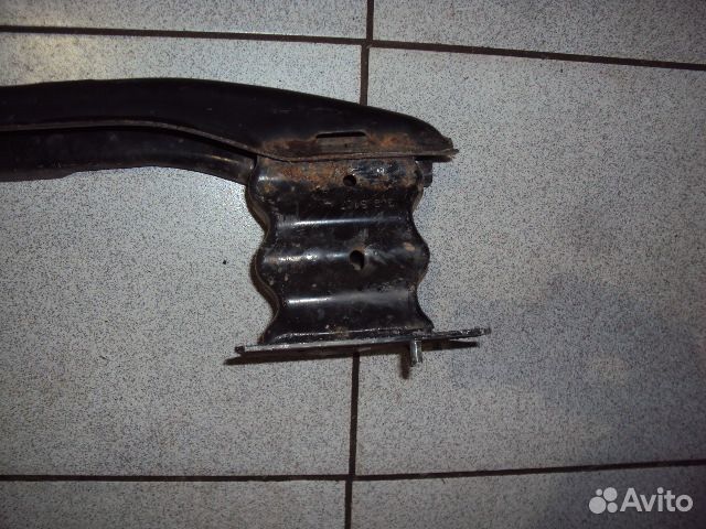 Усилитель бампера C3 (02-09) пер б\у (арт. 7414RR)