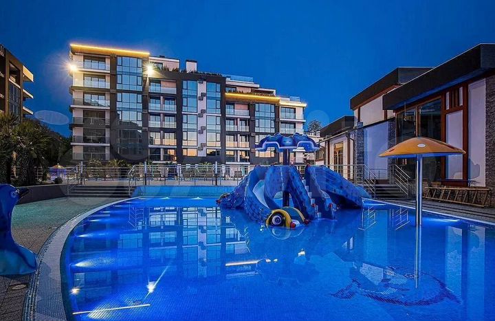 3-к. квартира, 102 м², 3/3 эт.