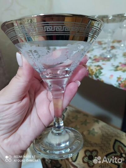 Бокалы для коктейлей