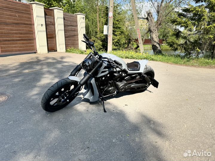Harley-Davidson V-Rod (Кастом)