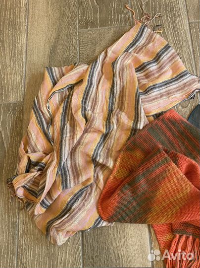 Шарфы и палантины