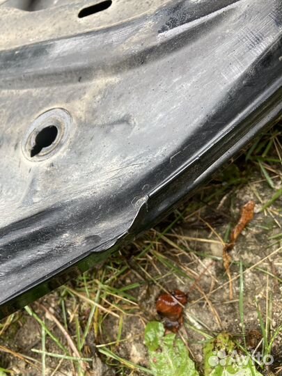 Капот octavia 2013