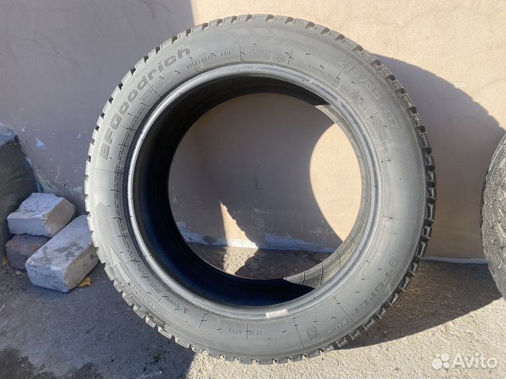 Bfgoodrich G-Force Stud 215/55 R17 98Q