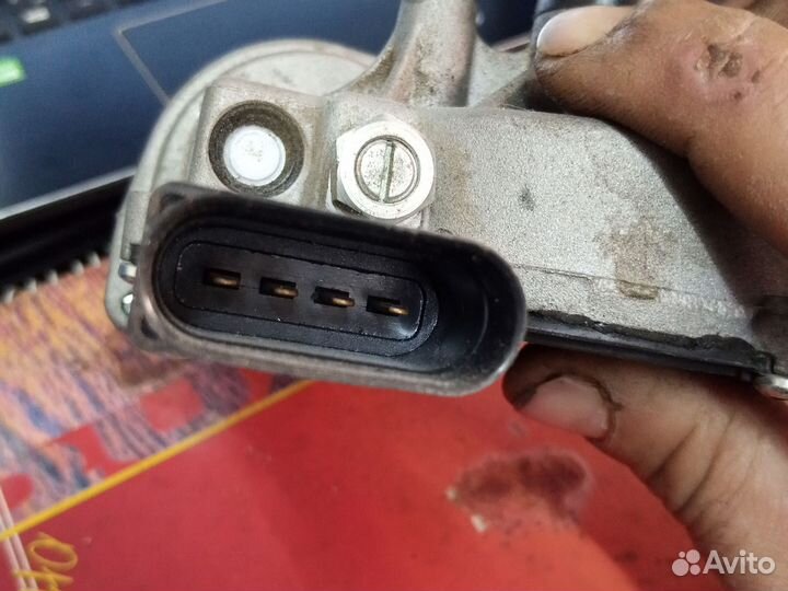 Мотор стеклоочистителей skoda