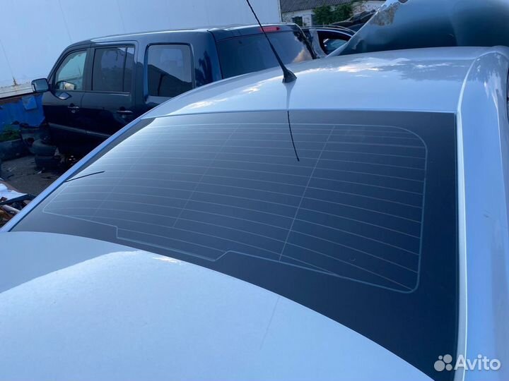 Заднее ветровое стекло Citroen C4 2