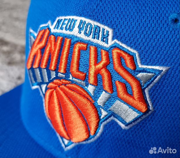 Бейсболка Tissot, New York Knicks
