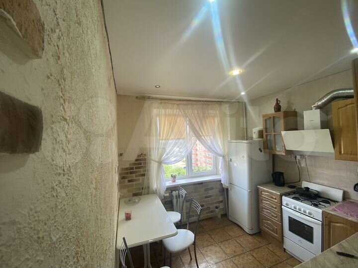 2-к. квартира, 56 м², 6/9 эт.