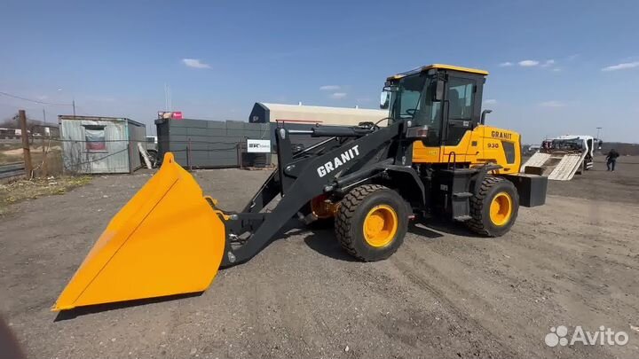 Фронтальный погрузчик Granit 930, 2023