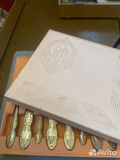 Набор столовых приборов