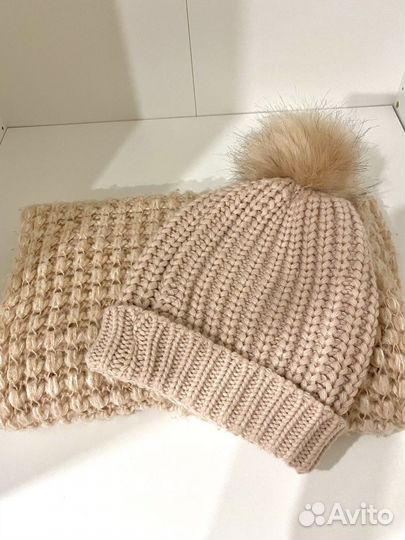 Комплект шапка и снуд