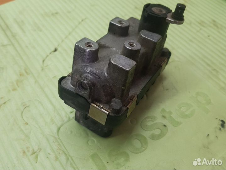 Блок управления турбиной Volvo XC90