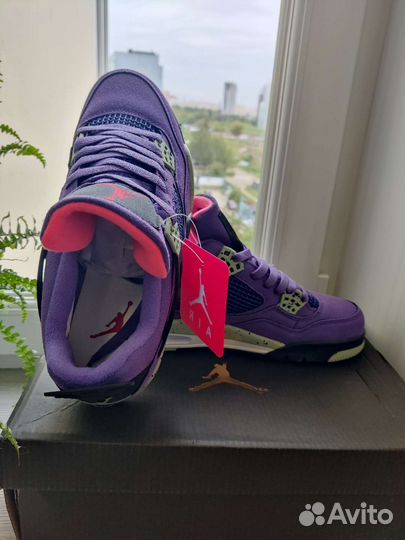 Кроссовки Nike air jordan 4 retro