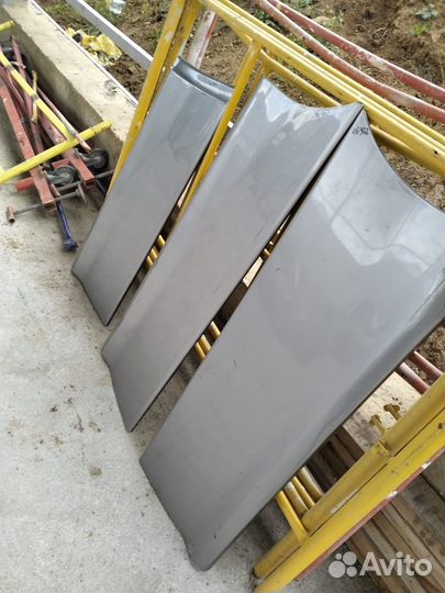 Накладки дверей на Toyota Alphard 2005- 2009 год