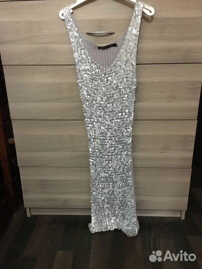 Вечернее платье с паетками Befree S