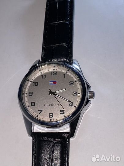 Tommy hilfiger часы
