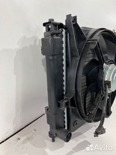 Радиатор охлаждения двигателя передний LADA Granta
