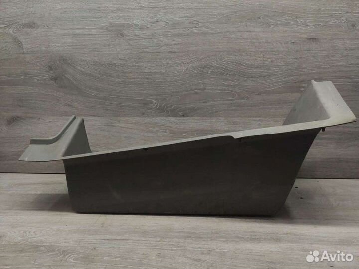 Подножка Mercedes Sprinter W901