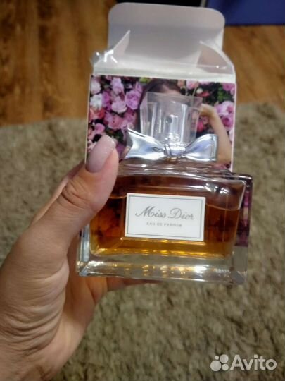 Духи Miss Dior