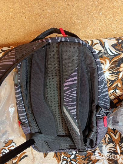 Школьный рюкзак