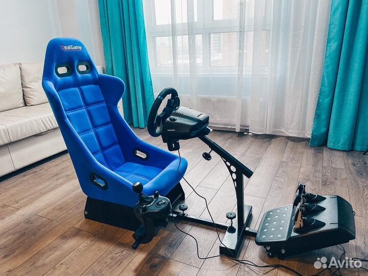 Кокпит для симрейсинга RealGame