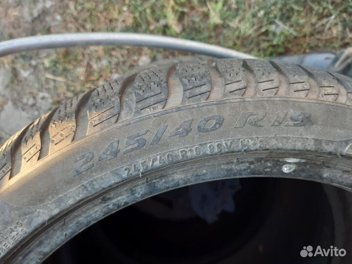 Pirelli Winter Sottozero 3 245/40 R19