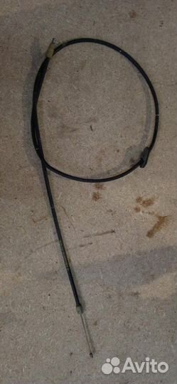 Трос стояночного тормоза Mercedes Benz C200 W204