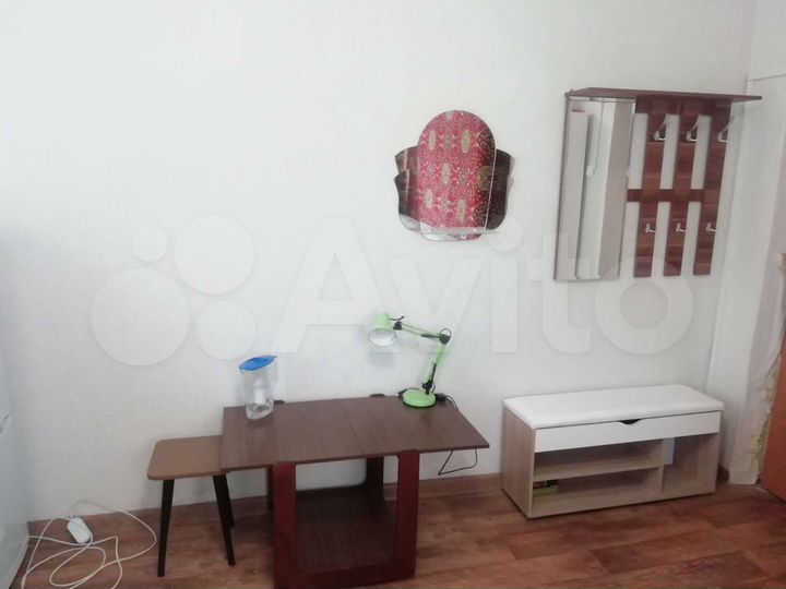 Комната 16 м² в 3-к., 1/2 эт.