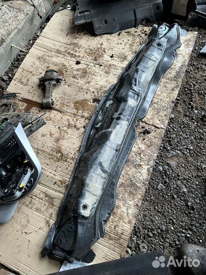 Жабо Металическое Hyundai Solaris 1