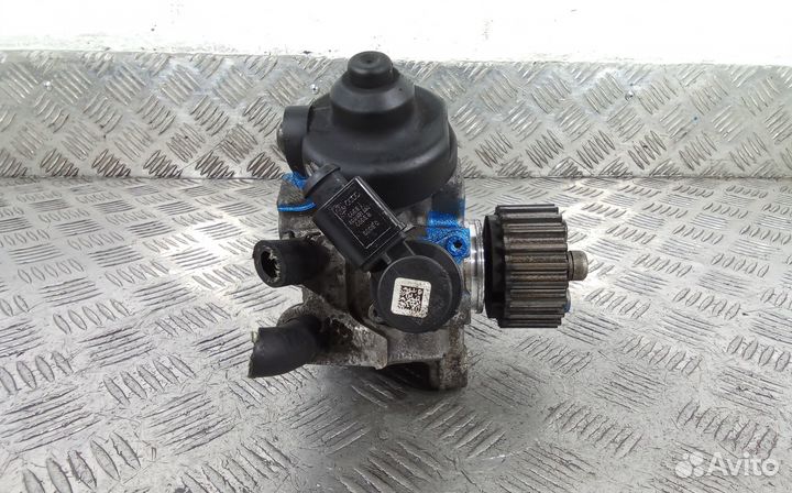 Насос топливный (тнвд) Audi Q5/SQ5